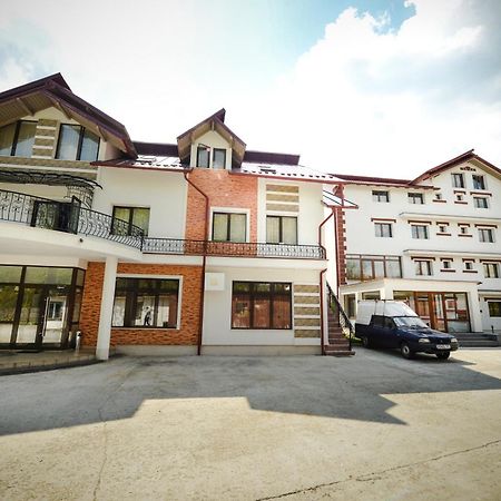 Pension Florica Pitesti Exterior photo